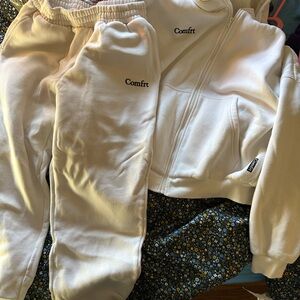 Comfrt Women's White Track Pants & Joggers